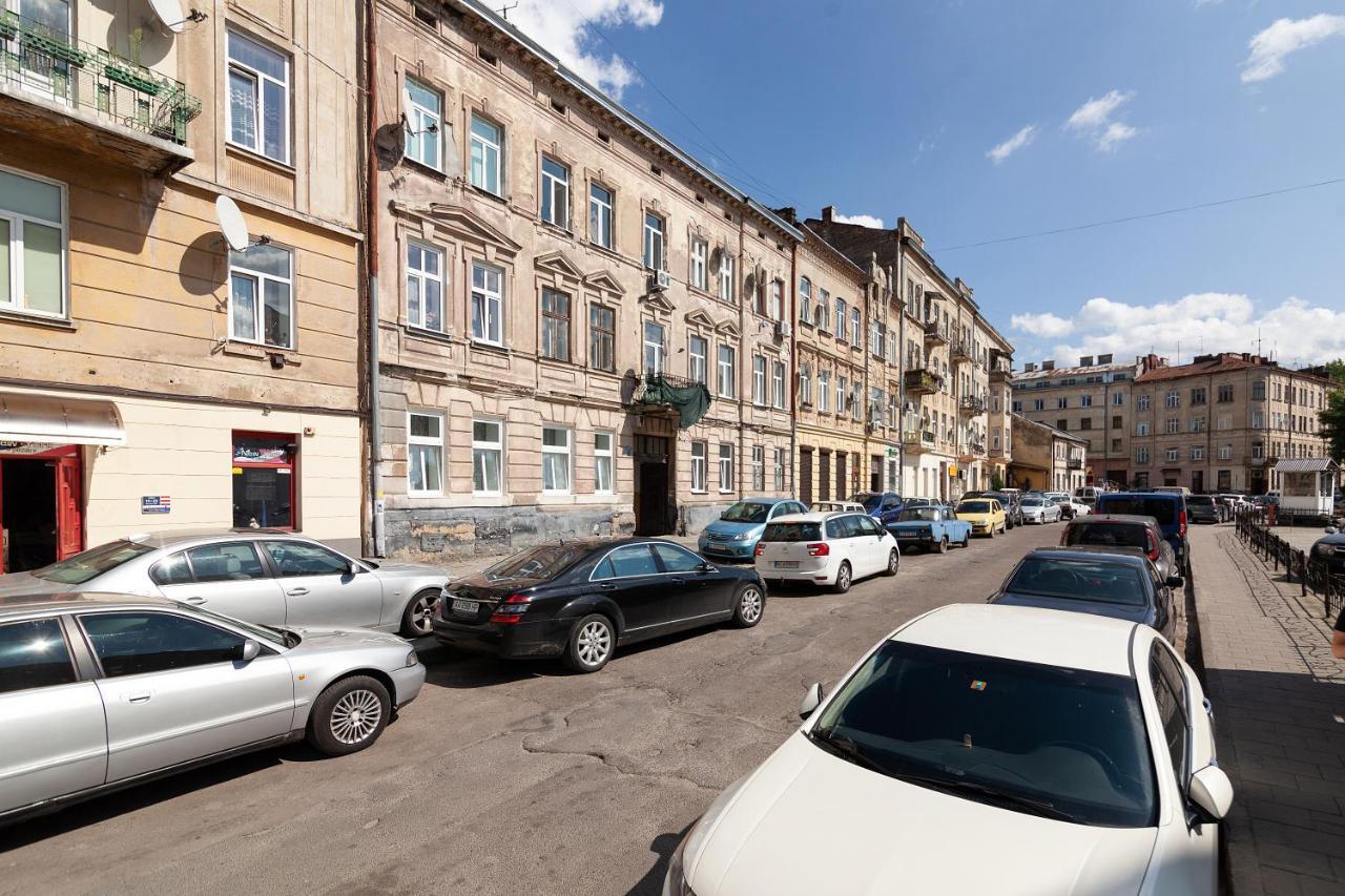 Studio Near Opera Львов Экстерьер фото